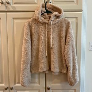 Size Small sherpa from South Moon Under